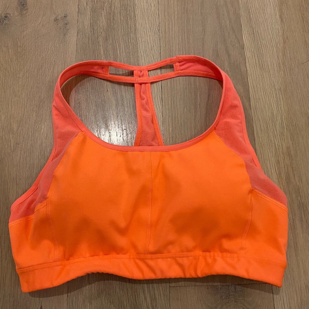 Athleta Sassy Orange Sports Bra Size Medium